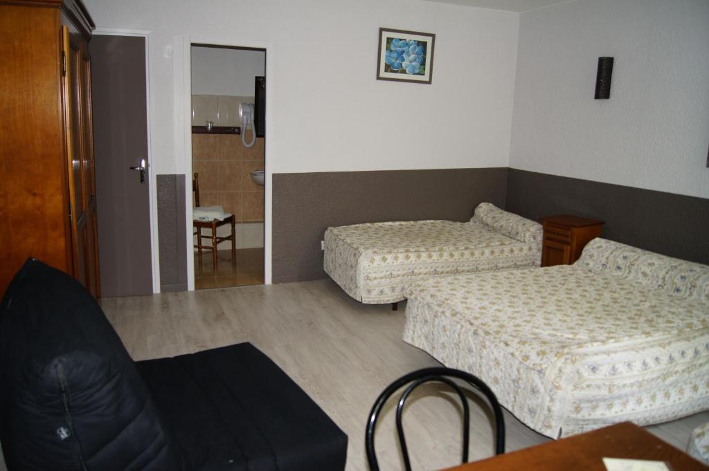 Le Grand Hotel Aups Habitación foto